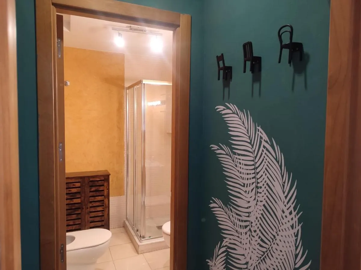 Encanto. Centrico Triplex Cerca De La Corredera Y Casco Antiguo. Córdoba
