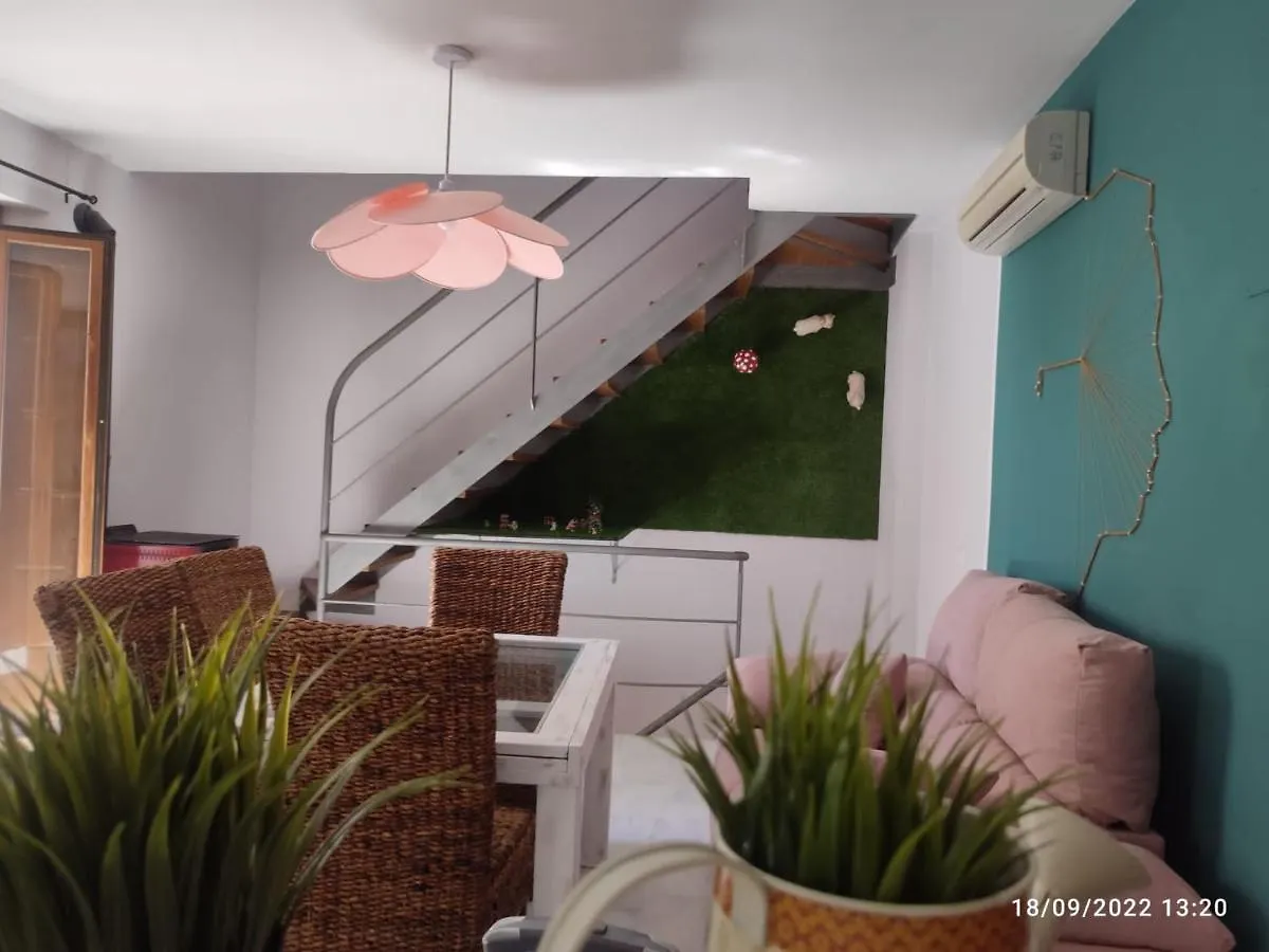 Apartment Encanto. Centrico Triplex Cerca De La Corredera Y Casco Antiguo. Cordoba