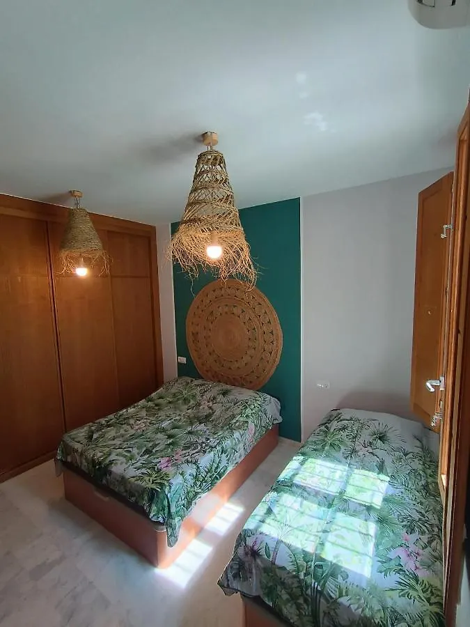 Encanto. Centrico Triplex Cerca De La Corredera Y Casco Antiguo. Cordoba